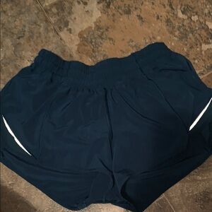 Lululemon Athletica Blue/Green  Athletic Shorts Lightweight Performance